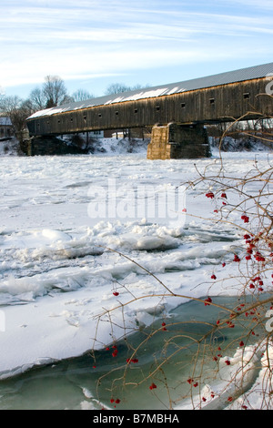 Cornish-Windsor Covered Bridge in New Hampshire und Vermont, ist die längste überdachte Holzbrücke in den Vereinigten Staaten. Stockfoto