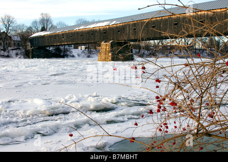 Cornish-Windsor Covered Bridge in New Hampshire und Vermont, ist die längste überdachte Holzbrücke in den Vereinigten Staaten. Stockfoto