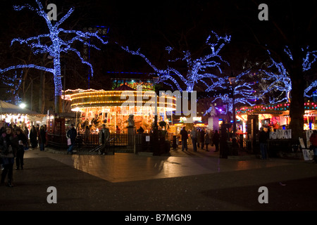 Weihnachtsmarkt in Leicester Square West End London England Großbritannien Stockfoto