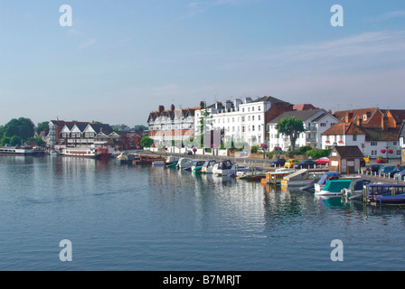 Boote auf der Themse in Henley on Thames Stockfoto