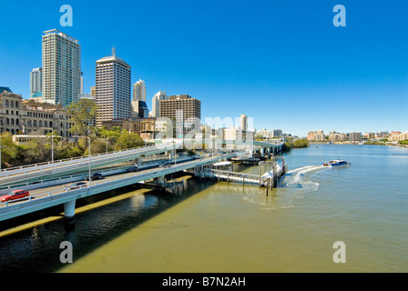 Pazifische Autobahn am Brisbane River, Brisbane, Queensland, Australien Stockfoto