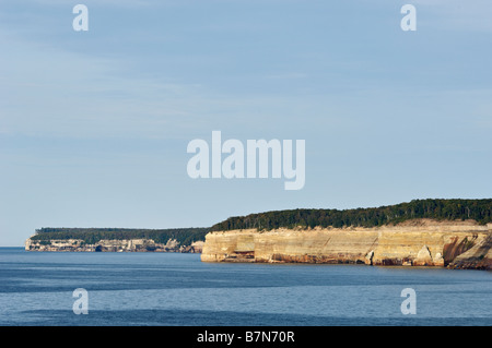 Robuste Lake Superior Shoreline Pictured Rocks National Lakeshore Michigan Stockfoto