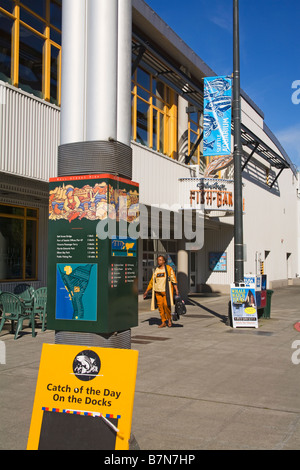 Anthony s Fish Bar auf Bell Street Pier Seattle Washington State USA Stockfoto