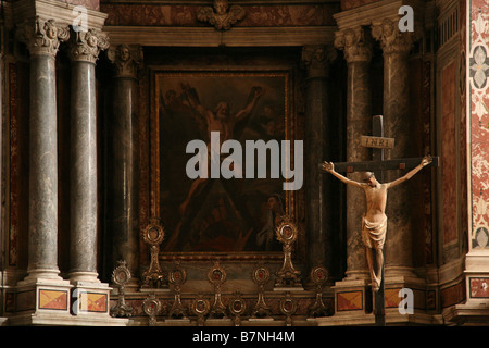 Apostels Andrew am Kreuz. Malerei in dem großen Altar in der Kathedrale von Amalfi in Kampanien, Italien. Stockfoto