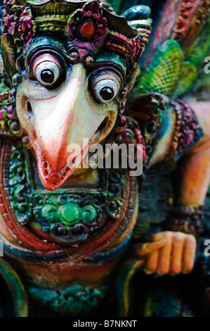 Vogel-Statue in Haw Par Villa, Singapur Stockfoto
