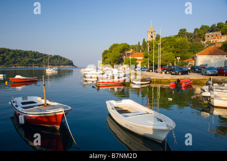 Hafen Sie-Blick auf die kroatische Fischerdorf Cavtat an der Adria Stockfoto