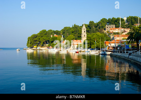 Hafen Sie-Blick auf die kroatische Fischerdorf Cavtat an der Adria Stockfoto