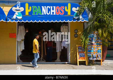 Speichern Sie in La Crucecita Stadt Bahias de Huatulco Oaxaca Zustand Pazifikküste Mexiko Stockfoto