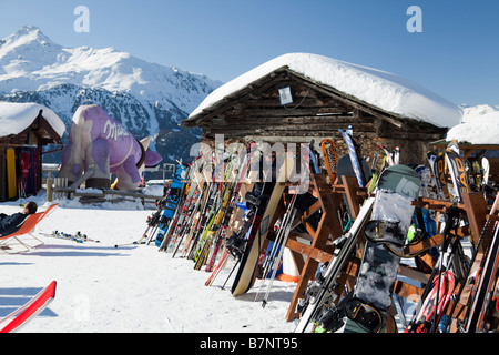 Zeit für eine Pause auf der Piste. Bormio 2000, Valtellina, Italien Stockfoto