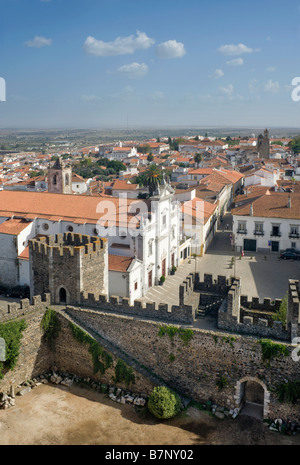 Alentejo, Beja, der Blick von der Torre De Menagem Turm über der Mouraria Gegend der Stadt Stockfoto