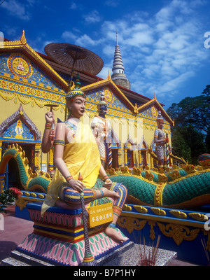 Wat Chaiya Mangkalaram - der reich verzierten Tempel des liegenden Buddha in George Town, die Hauptstadt des Bundesstaates Penang Stockfoto