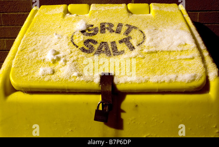 Grit Saunière eingesperrt mit Schnee an der Spitze. Stockfoto