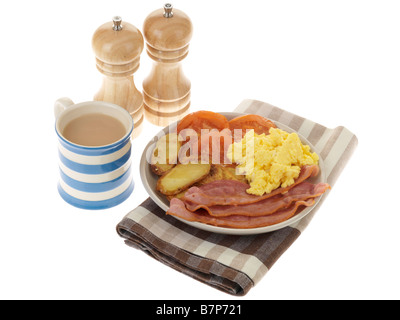 Warmes Frühstück Speck und Rührei Stockfoto