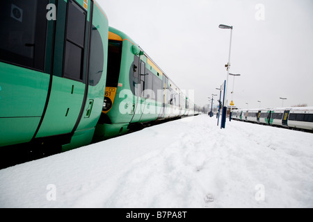 Schnee und in Clapham Junction Bahnhof Feb 2009 Stockfoto