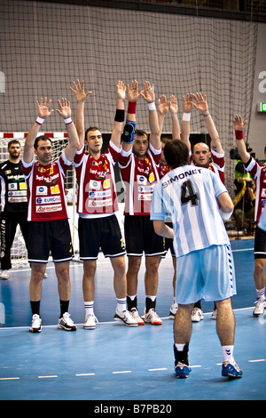 Handball Weltmeisterschaft der Herren 2009 in Kroatien. Übereinstimmen Sie Rumänien-Argentinien. Endscore 30,26. Stockfoto