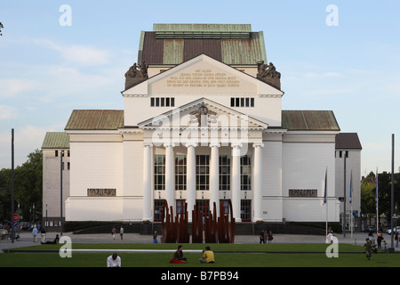 Duisburg, Stadttheater, 1912 von Martin Dülfer, Fassade Mit Portikus Stockfoto