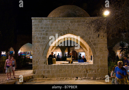 Jazz-Trio spielen im Kloster während des 24. Ayia Napa Festivals auf der östlichen Mittelmeer Insel Zypern EU Stockfoto