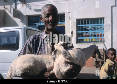 1998 2000 Grenzkonflikt mit Eritrea und Äthiopien viele Eritreer in Flüchtlingslagern und UNO-Friedenstruppen Stockfoto