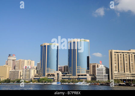 Twin Towers am Dubai Creek Stockfoto