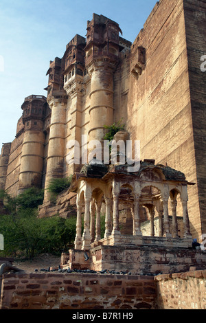 Außenansicht des Meherangarh Fort Wände in jodhpur Stockfoto