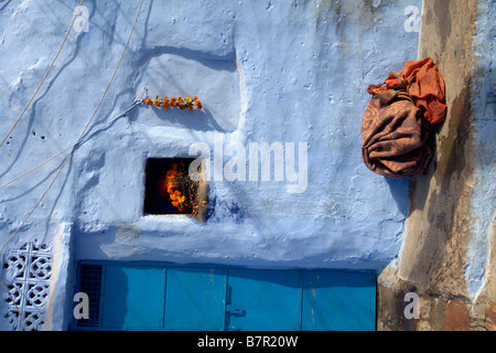 Detail der blau lackierten Brahmane Traditionshaus in der alten Stadt jodhpur Stockfoto