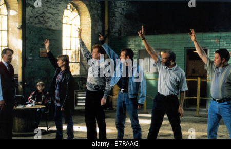 The Full Monty Jahr: 1997 Großbritannien/USA Regie: Peter Cattaneo Tom Wilkinson, Robert Carlyle, Steve Huison, Hugo Speer, Paul Barber, Mark Addy Stockfoto