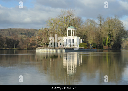 Die Torheit auf Tempelinsel, Henley on Thames, Start der Welt berühmte Regatta. Stockfoto