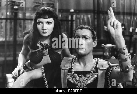 Cleopatra Jahr: 1934 USA Claudette Colbert, Warren William Regie: Cecil B DeMille Stockfoto