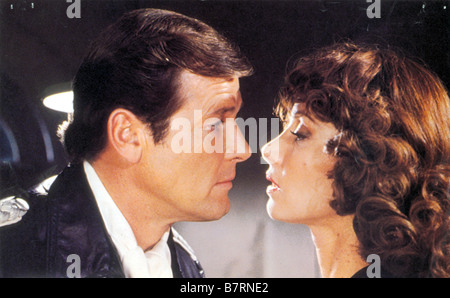 Flucht nach Athena Großbritannien Jahr: 1979 Regie: George S. Cosmatos Roger Moore, Stefanie Befugnisse Stockfoto