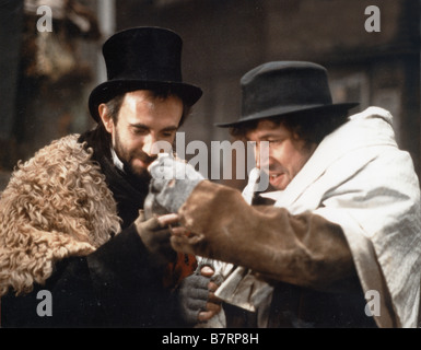 Der Arzt und der Teufel Jahr: USA/Großbritannien 1985 Regie: Freddie Francis Jonathan Pryce, Stephen Rea Stockfoto