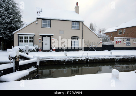 Schleusenwärter Hütte, Weybridge W Surrey Stockfoto