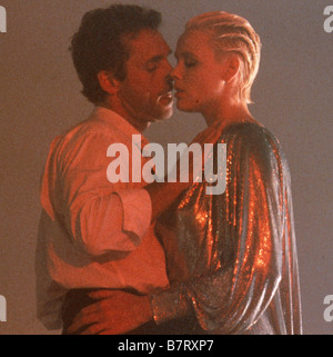 Domino Domino Jahr: 1988 - Italien Brigitte Nielsen Regie: Ivana Massetti Stockfoto