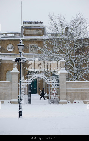Walpole Park bedeckt im Februar Schnee Ealing London W5 Vereinigtes Königreich Stockfoto