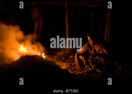 Sea Gypsy Village in der Nacht Stockfoto