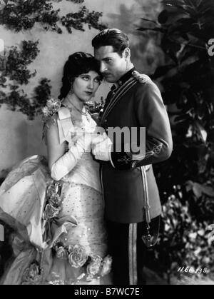 Die vier Federn Jahr: 1929 USA Richard Arlen, Fay Wray Regie: Merian C.Cooper Lothar Mendes Stockfoto