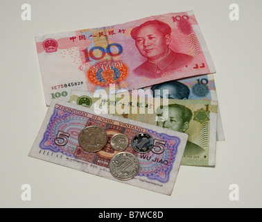 Chinesischen Banknoten und Münzen Stockfoto