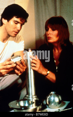 Le der Stufe quatrième protocole Das vierte Protokoll/le 4eme protocole Jahr: 1987-uk Pierce Brosnan, Joanna Cassidy Regie: John Mackenzie Stockfoto