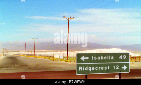 Zehn Minuten älter: Die Trompete Jahr: 2002 Spanien/Großbritannien/Deutschland/China/Finnland/China/USA Regie: Wim Wenders Segment' Zwölf Meilen zu Trona' Stockfoto