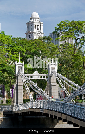 Anderson Bridge Singapur Fluss kolonialen Stadtteil Raffles Landing Site Uhrturm Stockfoto