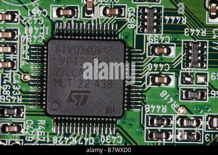 Schuss von Computer-Platine zeigt Hauptsystem Chip zu schließen. Stockfoto