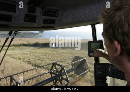 Blick vom älteren Combine Harvester Kabine Stockfoto