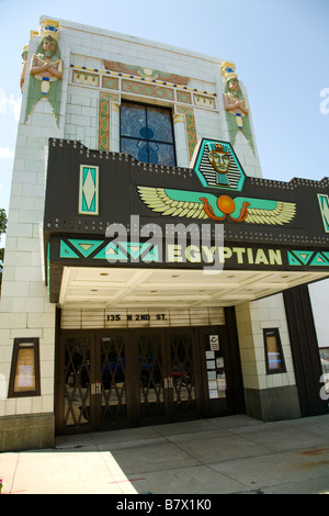 ILLINOIS DeKalb restaurierten Art-Deco-ägyptischen Theater mit architektonischen details Stockfoto