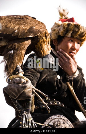 Jäger auf dem Bayan Ölgii Adler Jagd Festival westlichen Mongolei Adler Stockfoto