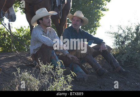 Die drei Begräbnisse des Melquiades Estrada Jahr: 2005 USA Julio Cedillo, Tommy Lee Jones Regie: Tommy Lee Jones Stockfoto