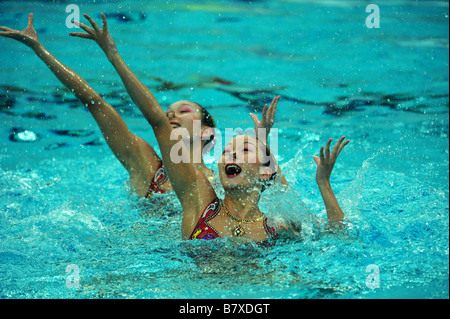 Jiang Wenwen Jiang Tingting CHN synchronisiert 18. August 2008 schwimmen während Peking 2008 Sommer Olympiade Duett Technical Routine Vorrunde im National Aquatics Center Wasser Cube Beijing China Foto von Jun Tsukida AFLO SPORT 0003 Stockfoto