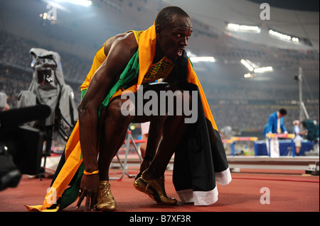 Usain Bolt JAM 20. August 2008 Leichtathletik Usain Bolt aus Jamaika feiert nach dem Bruch des Weltrekord mit einer Zeit von 19 30 gewinnt die Goldmedaille im Herren 200-Meter-Finale bei der Leichtathletik-Leichtathletik-Veranstaltung im National Stadium während der 12. Tag der 2008 Olympischen Spiele in Peking am 20. August 2008 in Peking China Photo von Jun Tsukida AFLO SPORT 0003 Stockfoto