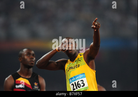 Usain Bolt JAM 20. August 2008 Leichtathletik Usain Bolt aus Jamaika feiert nach dem Bruch des Weltrekord mit einer Zeit von 19 30 gewinnt die Goldmedaille im Herren 200-Meter-Finale bei der Leichtathletik-Leichtathletik-Veranstaltung im National Stadium während der 12. Tag der 2008 Olympischen Spiele in Peking am 20. August 2008 in Peking China Photo von Jun Tsukida AFLO SPORT 0003 Stockfoto