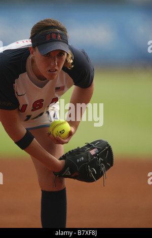 Monica Abbott USA 20. August 2008 Softball 2008 Beijing Olympischen Spiele Damen Halbfinale Spiel zwischen Japan 1 4 USA bei Fengtai Sports Center Softball Feld Peking China Photo von Koji Aoki AFLO SPORT 0008 Stockfoto