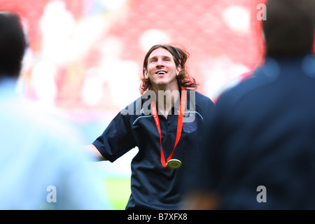 Lionel Messi ARG 23. August 2008 Fußball Beijing 2008 Olympische Spiele Lionel Messi feiert Gewinn einer Goldmedaille bei der Siegerehrung Herren Fußball am nationalen Stadion Vogelnest in Peking China Photo von Daiju Kitamura AFLO SPORT 1045 Stockfoto