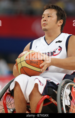 Kazuyuki Hibari JPN 10. September 2008 Rollstuhl Basketball Beijing 2008 Paralympischen Spiele Mens Pool A Vorrunde 19-Match zwischen Japan 48 75 Kanada an dem National Indoor Stadium Beijing China Photo von Akihiro Sugimoto AFLO SPORT 1080 Stockfoto